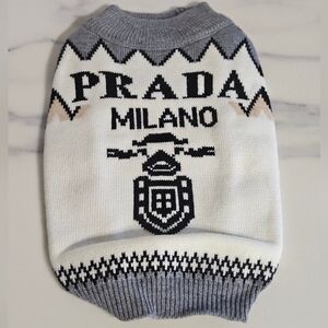 NEW - Prada Dog's Crewneck Sweater With Design 🐕🚶‍♀️ (Size Large)